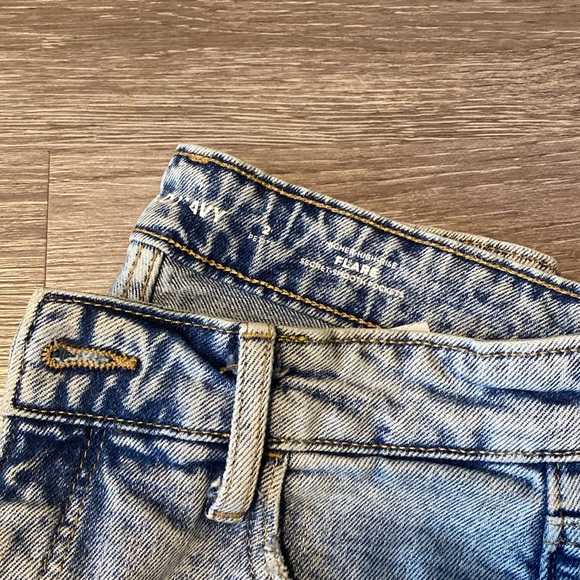 Old Navy Light Blue Flare Jeans - Picture 11 of 11